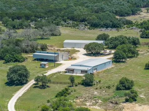 8845 Fm 2657 Briggs TX 78608