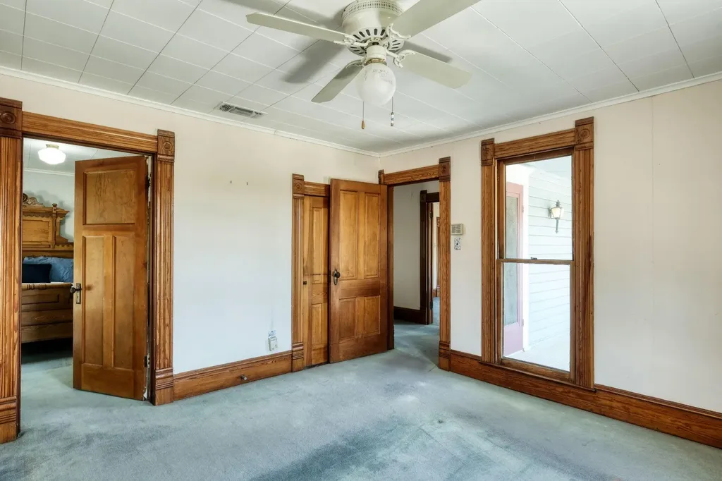 602 E Liberty Avenue E Round Rock TX 78664