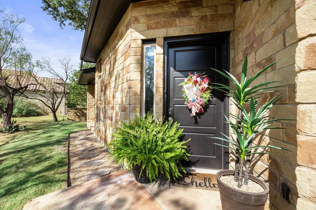 2606 Deep Canyon Horseshoe Bay TX 78657