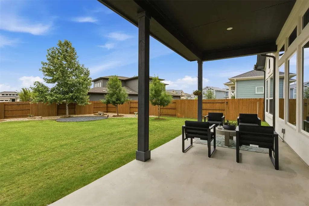 9001 Spire View Austin TX 78744