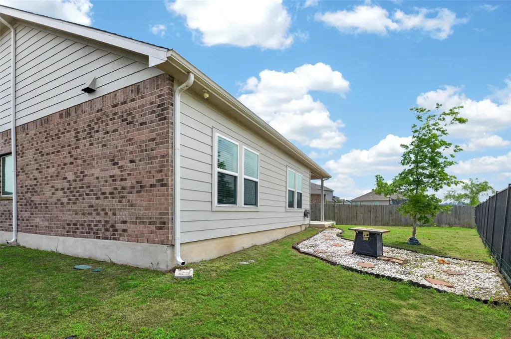 7332 Fall Ray Drive Del Valle TX 78617