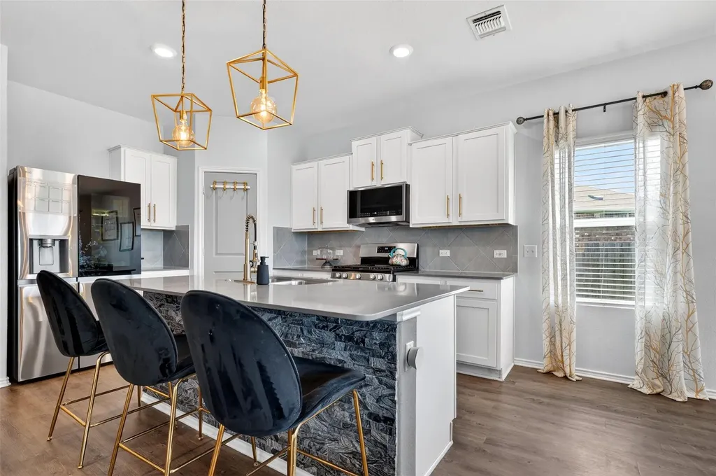 7332 Fall Ray Drive Del Valle TX 78617