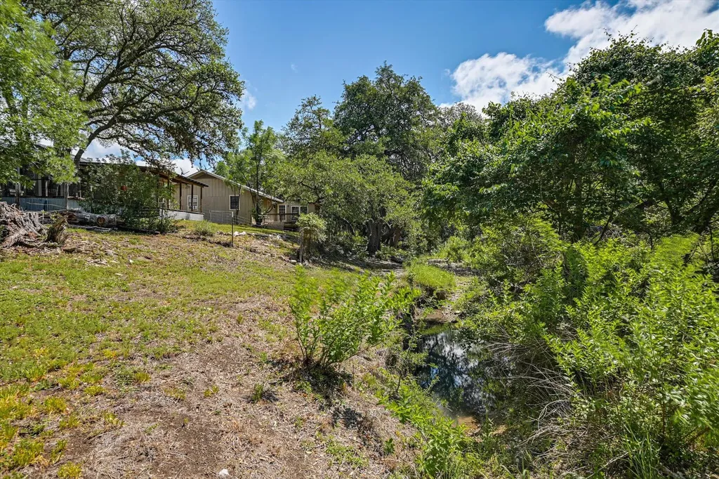 4553 Mccall Creek Road Blanco TX 78606