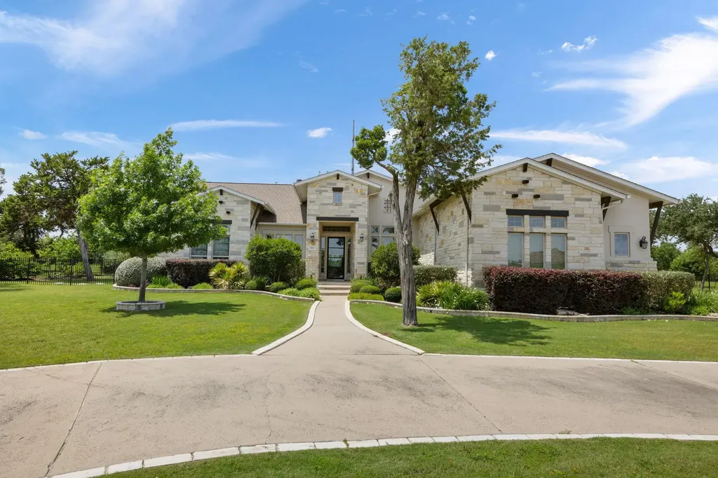 2120 High Lonesome Drive Leander TX 78641