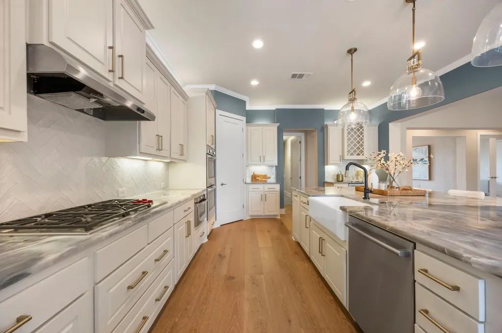 2120 High Lonesome Drive Leander TX 78641