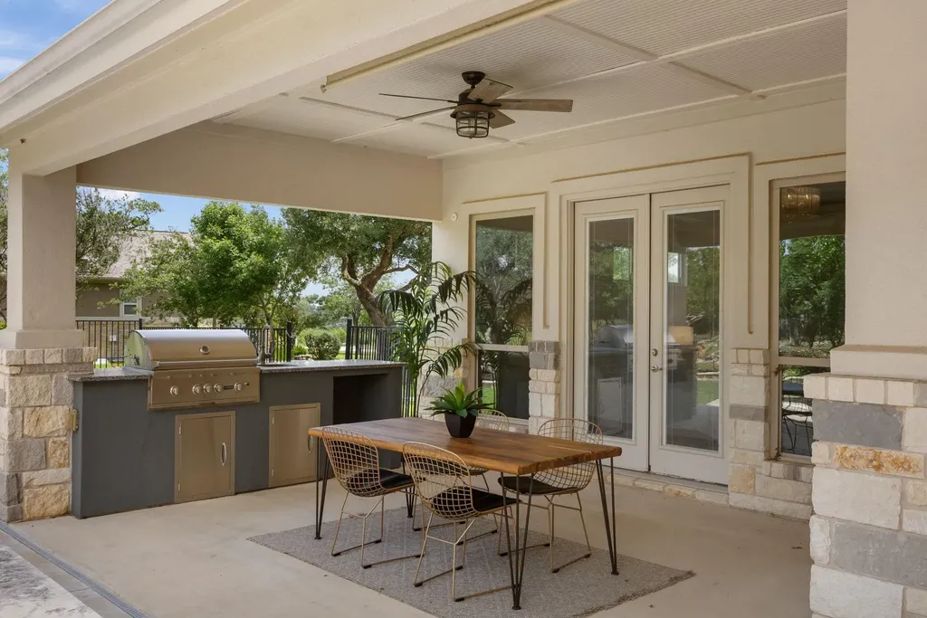 2120 High Lonesome Drive Leander TX 78641