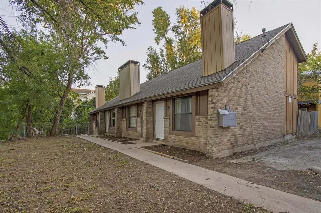 3454 Willowrun Drive Austin TX 78704
