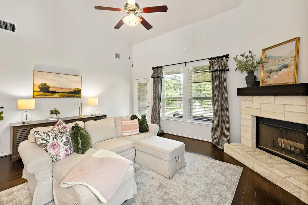 223 Volterra Cove Georgetown TX 78628
