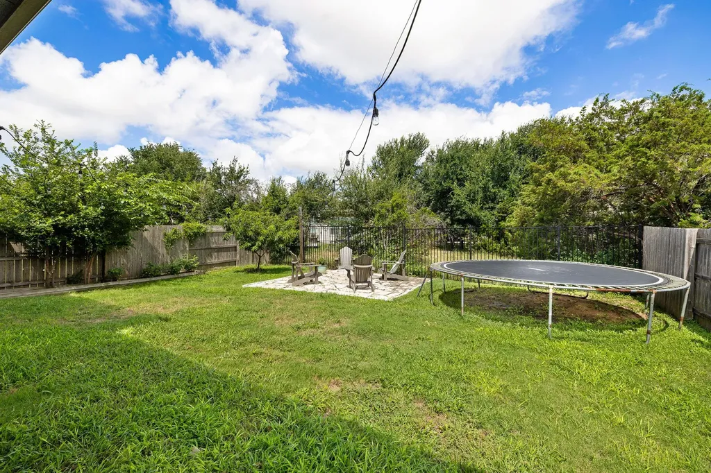 223 Volterra Cove Georgetown TX 78628
