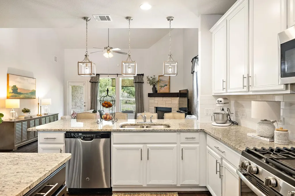 223 Volterra Cove Georgetown TX 78628