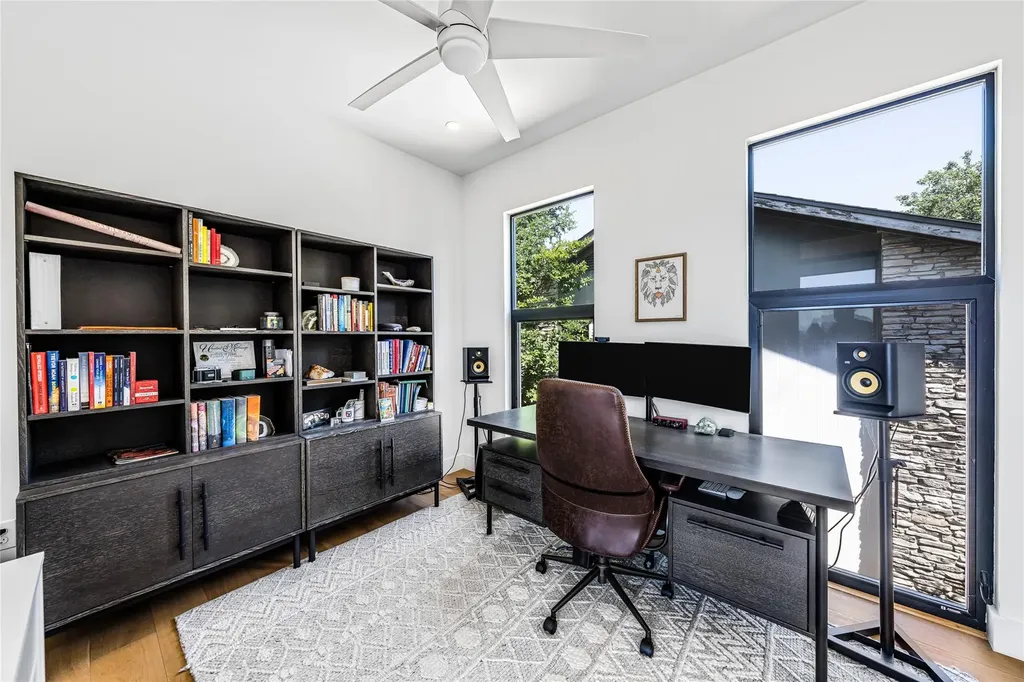 3412 South Oak Drive Austin TX 78704
