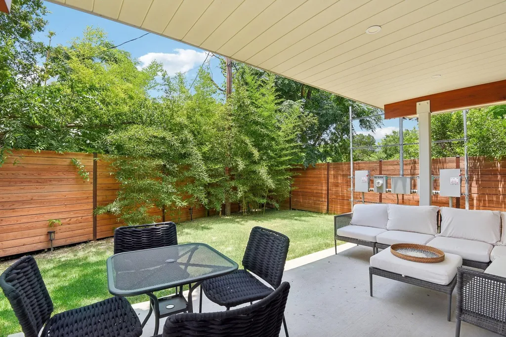 3412 South Oak Drive Austin TX 78704