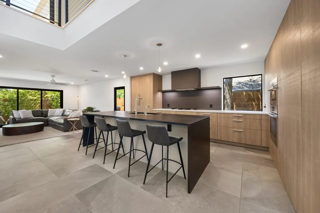 3412 South Oak Drive Austin TX 78704