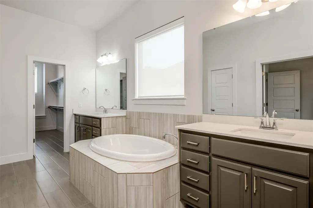 5417 Flowing Brook Cove Austin TX 78738