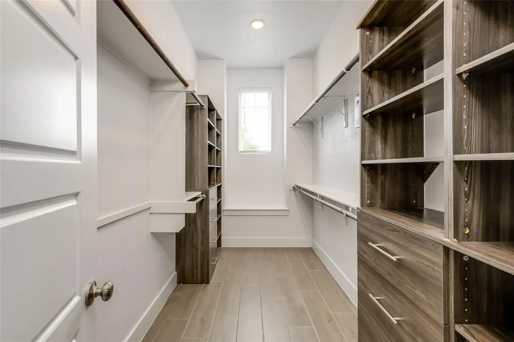 5417 Flowing Brook Cove Austin TX 78738