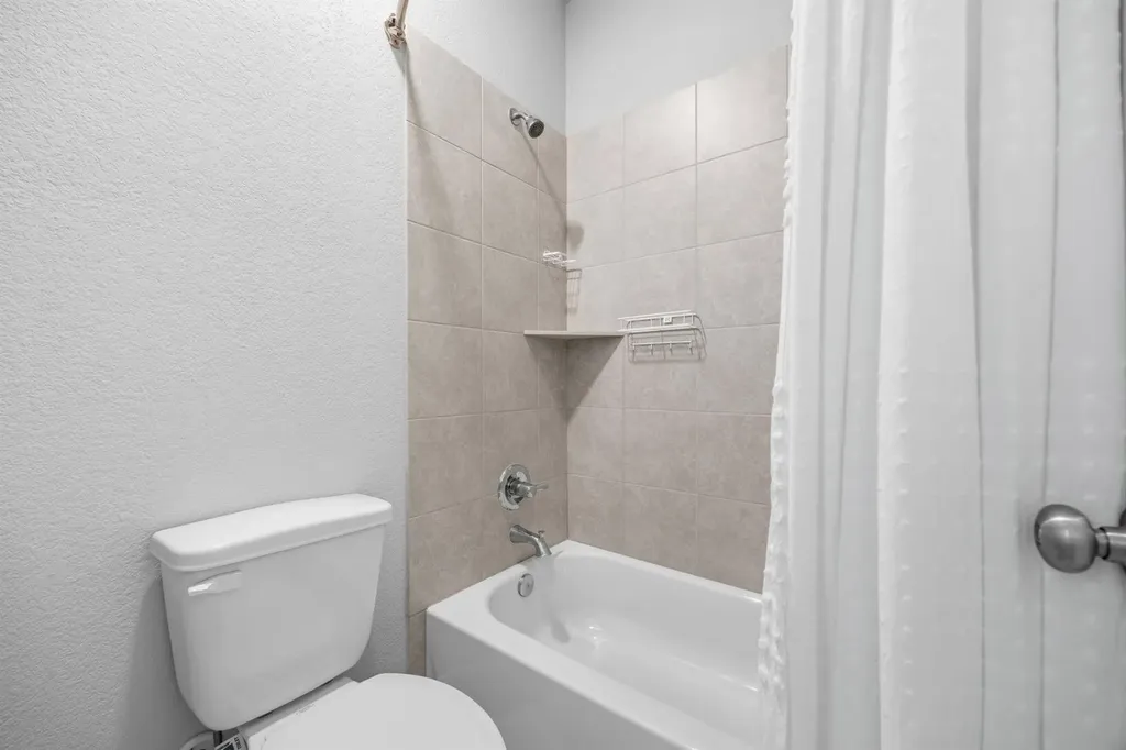 2209 Littleleaf Lane Leander TX 78641