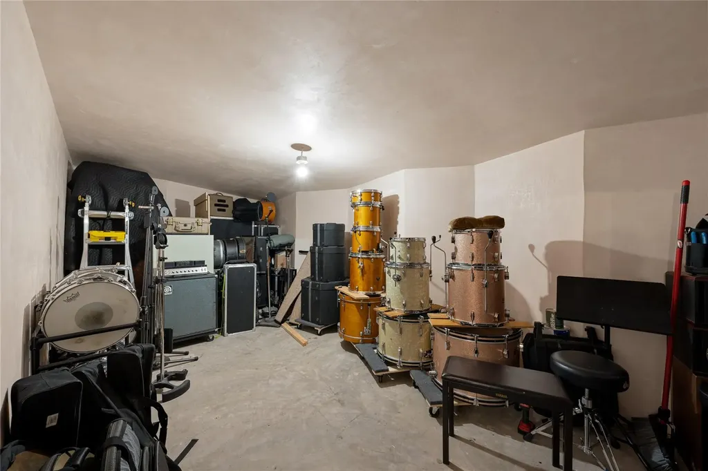 5114 Caswell Avenue Austin TX 78751
