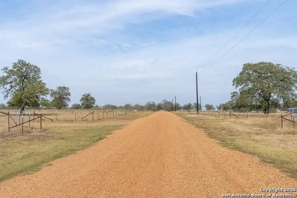 921 Johnson Farms Road Harwood TX 78632