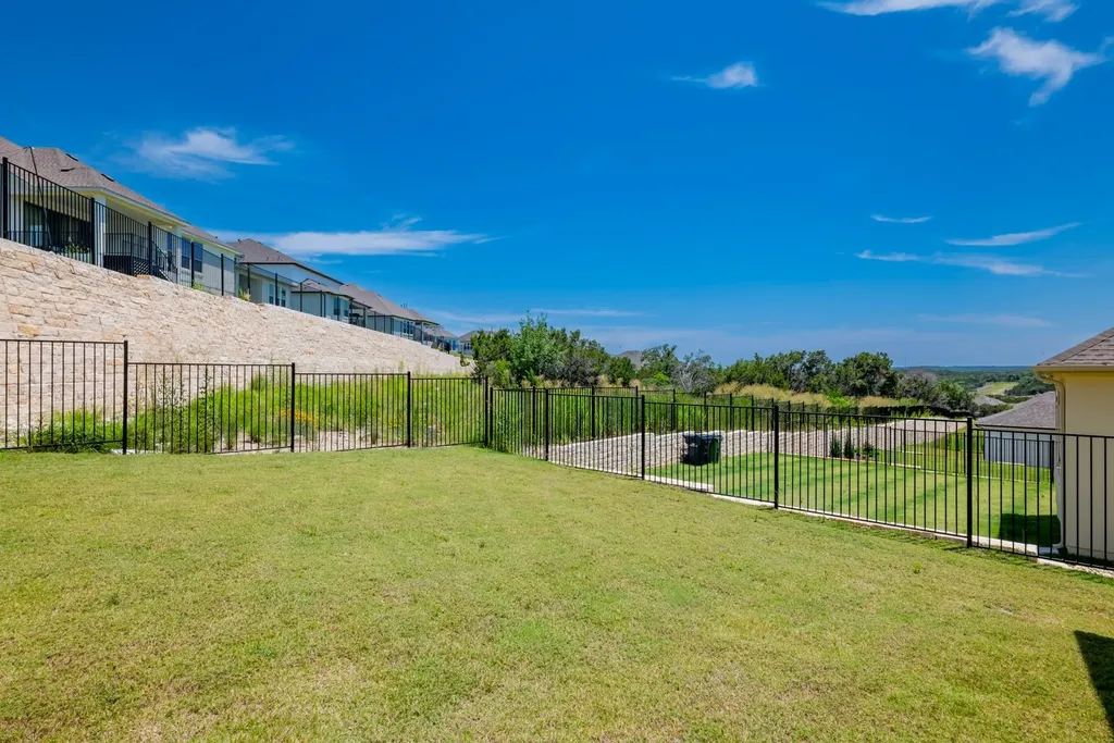 1040 Villa Rialto View Leander TX 78641