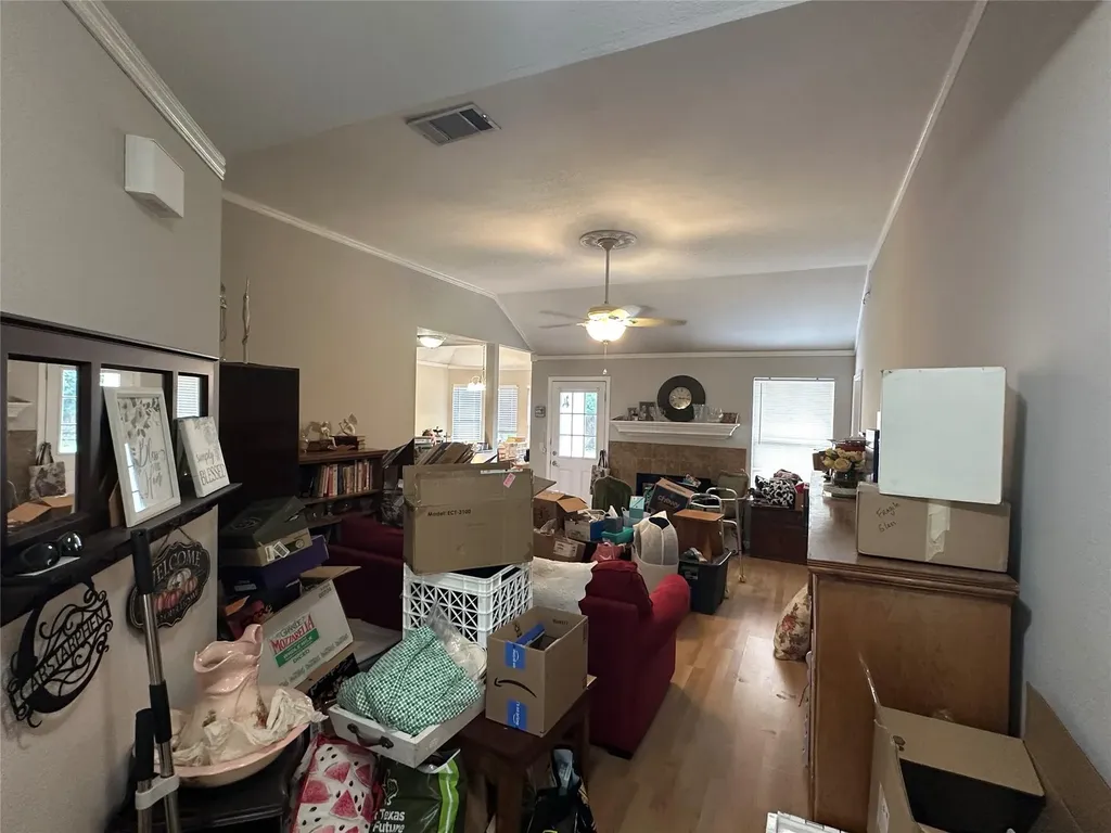908 Honeysuckle Drive Leander TX 78641