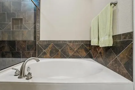2010 American Drive Lago Vista TX 78645