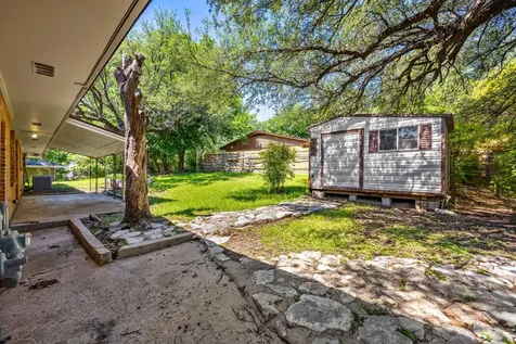 1318 Live Oak Drive Belton TX 76513