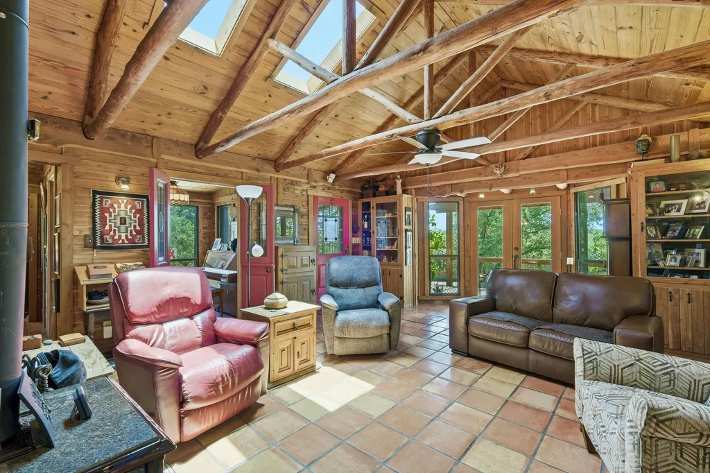 2824 Lost Oak Cv Cove Georgetown TX 78628