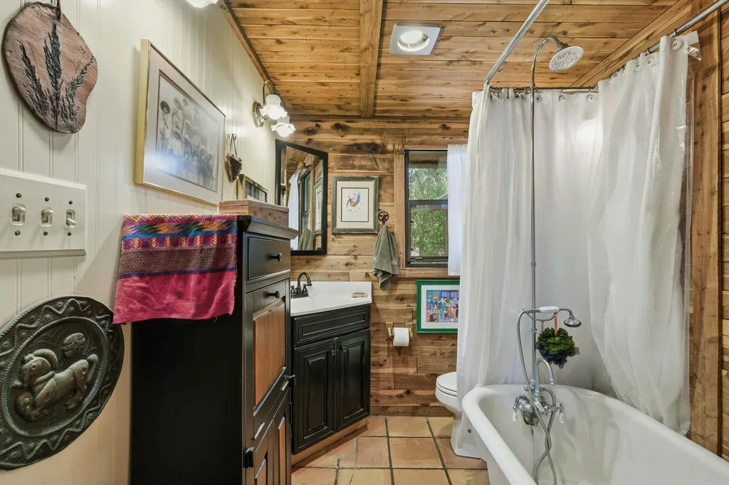 2824 Lost Oak Cv Cove Georgetown TX 78628