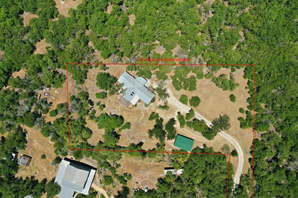 2824 Lost Oak Cv Cove Georgetown TX 78628