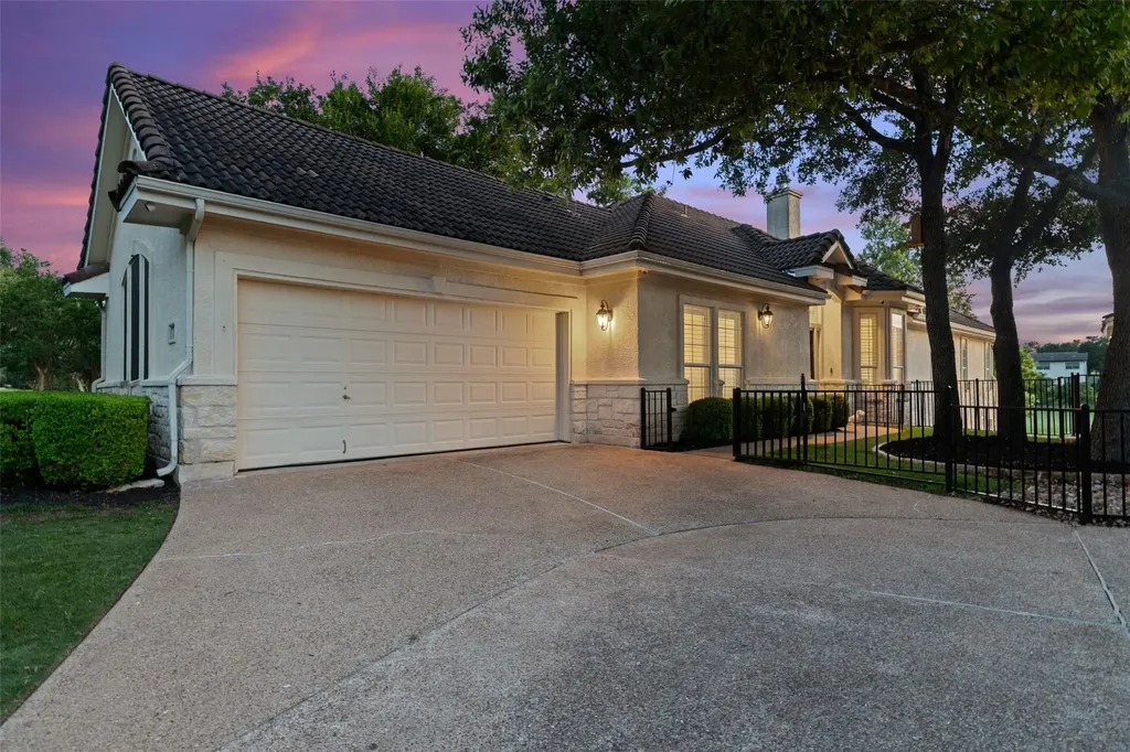 331 The Hills Drive Austin TX 78738