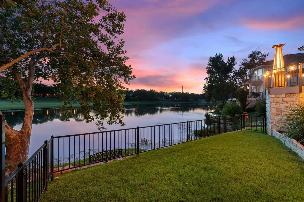 331 The Hills Drive Austin TX 78738