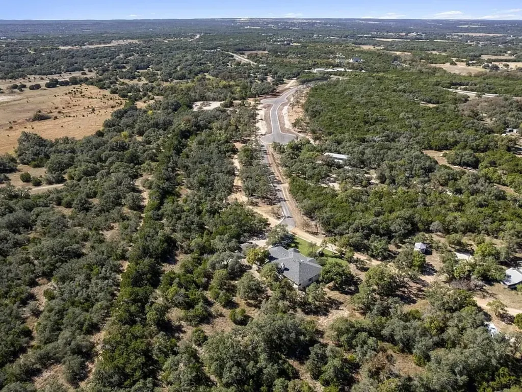 Na #3 Spoonts Lane Liberty Hill TX 78642