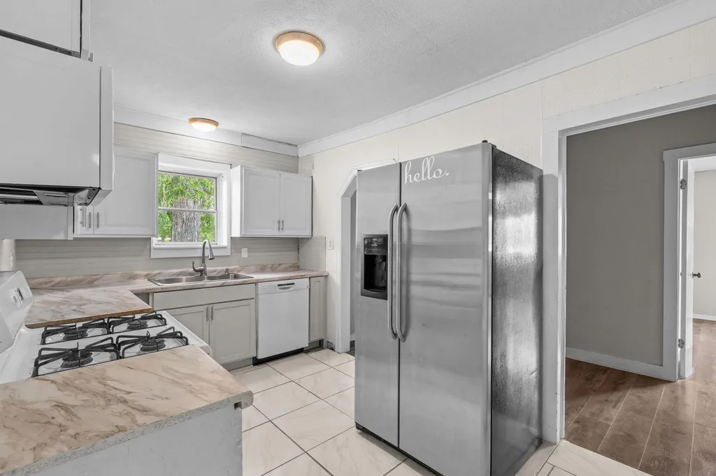 307 Crockett Street Holland TX 76534