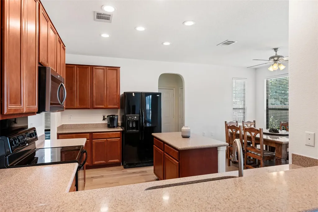 6317 Baythorne Drive Austin TX 78747
