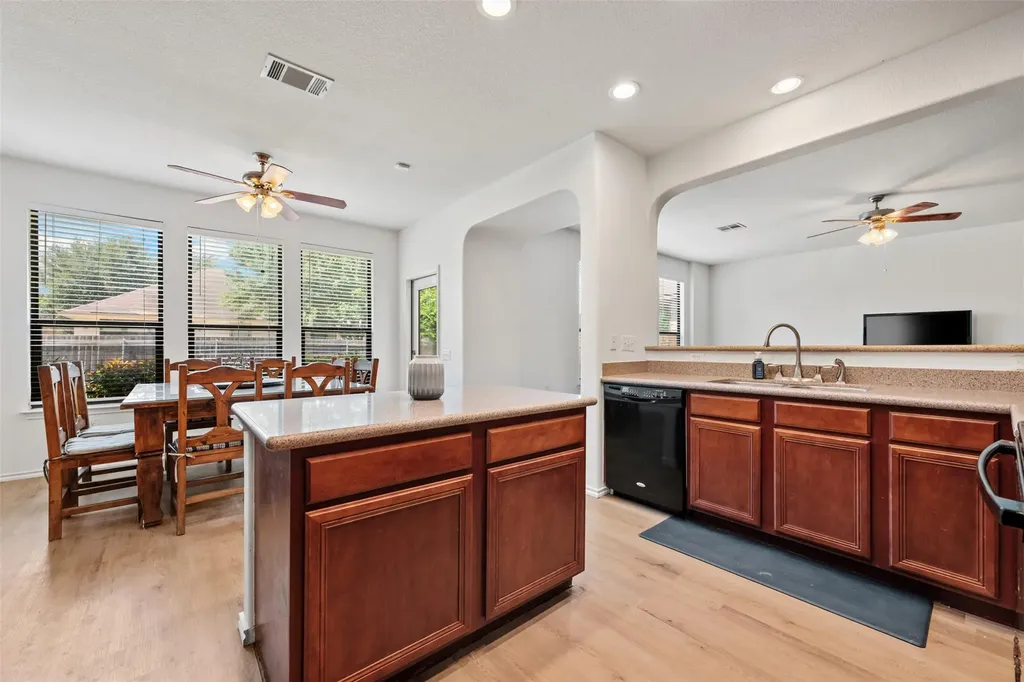 6317 Baythorne Drive Austin TX 78747