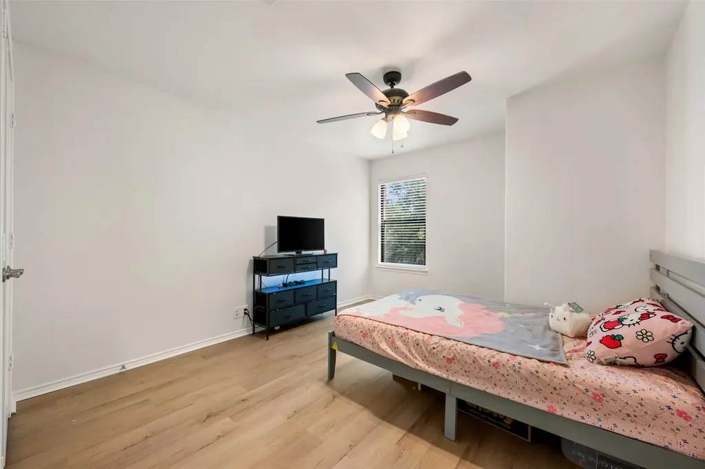 6317 Baythorne Drive Austin TX 78747