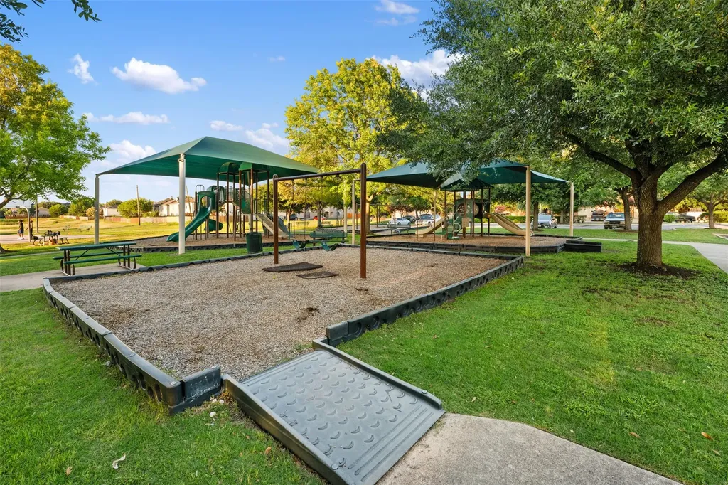 6317 Baythorne Drive Austin TX 78747