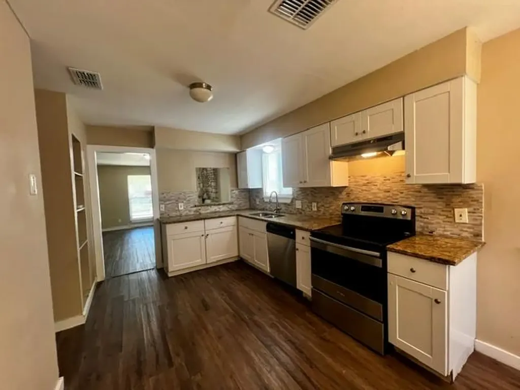 900 Fieldwood Drive Austin TX 78758