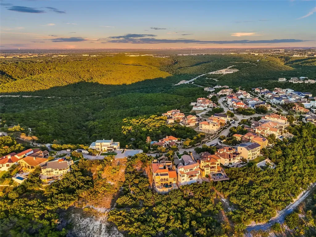 7116 Cielo Azul Pass Austin TX 78732