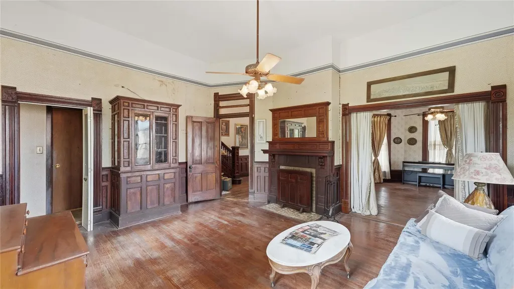 503 Main Street Martindale TX 78655