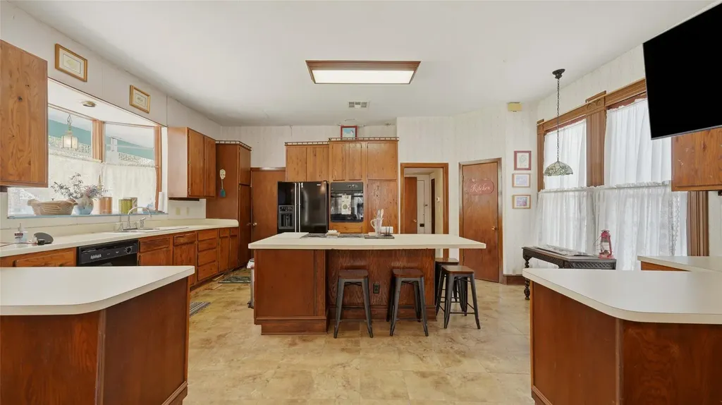 503 Main Street Martindale TX 78655