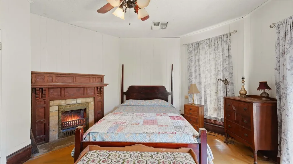 503 Main Street Martindale TX 78655