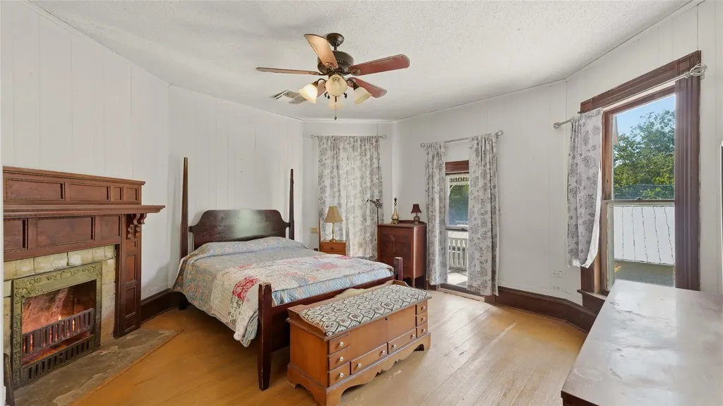503 Main Street Martindale TX 78655