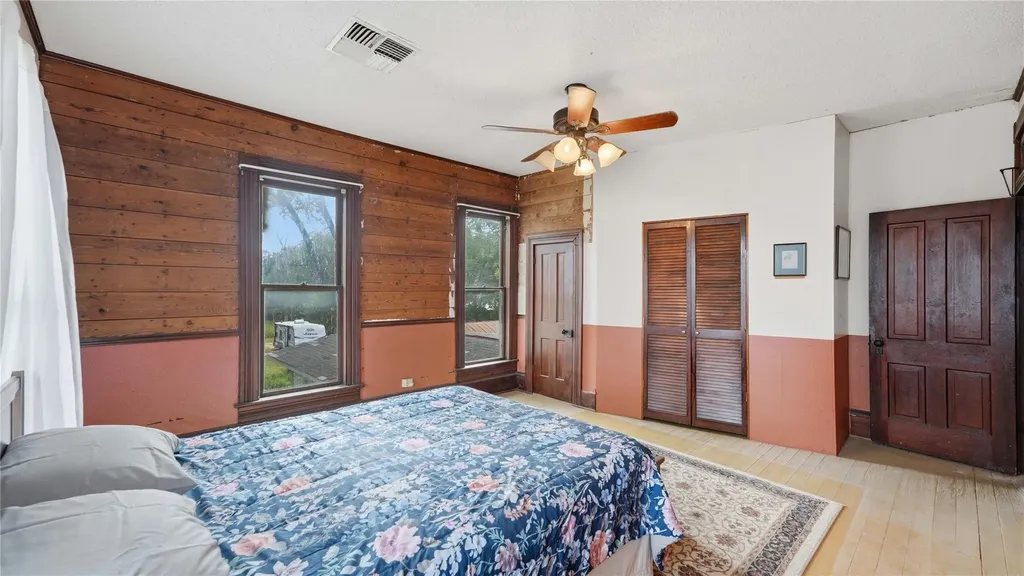 503 Main Street Martindale TX 78655