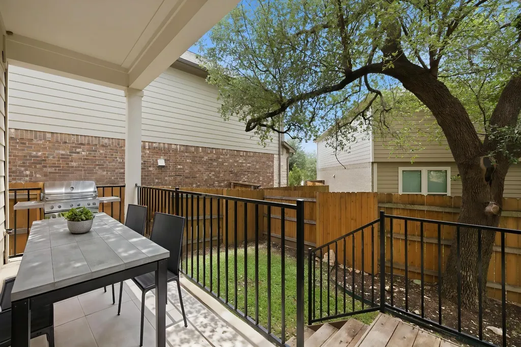 9001 Palmito Drive Austin TX 78717