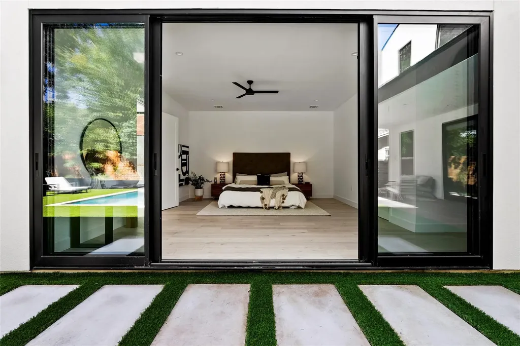 1702 W 30th Street Austin TX 78703