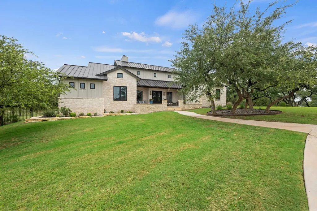 169 Golden Eagle Lane Dripping Springs TX 78620