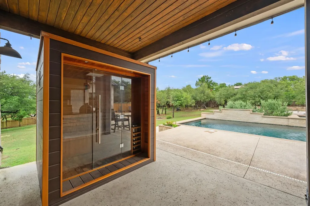169 Golden Eagle Lane Dripping Springs TX 78620