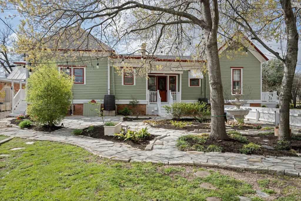 603 E 7th Street Georgetown TX 78626