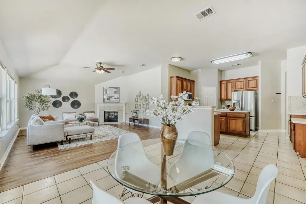 616 Portchester Castle Path Pflugerville TX 78660